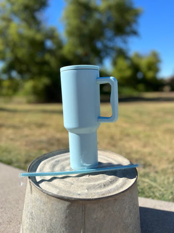 40oz Light blue tumbler